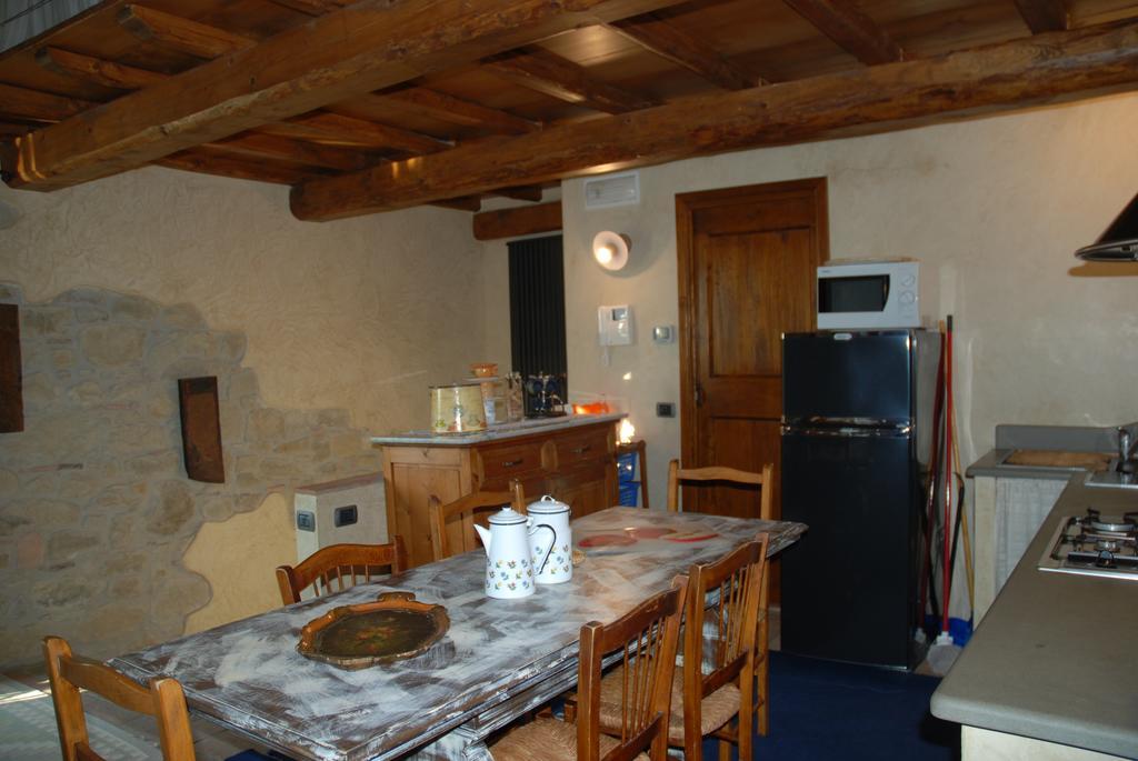 Podere Le Buche Pelago Exteriör bild